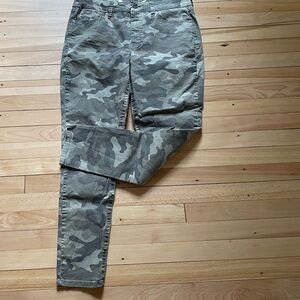 Seven7 sandstorm camo jeans.